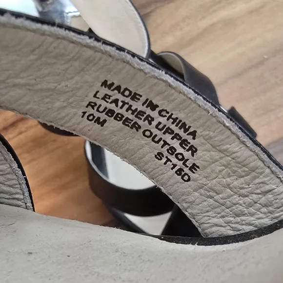 Michael Kors Evie Platform Black Leather Open Toe Sandals Shoe Size 10, EUC - Picture 3 of 4